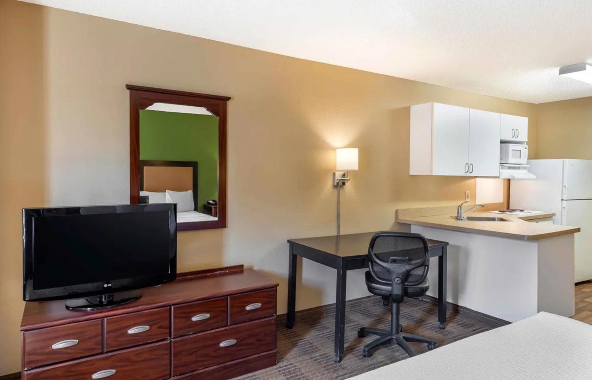 Relax Suites Extended Stay - La Mirada Buitenkant foto